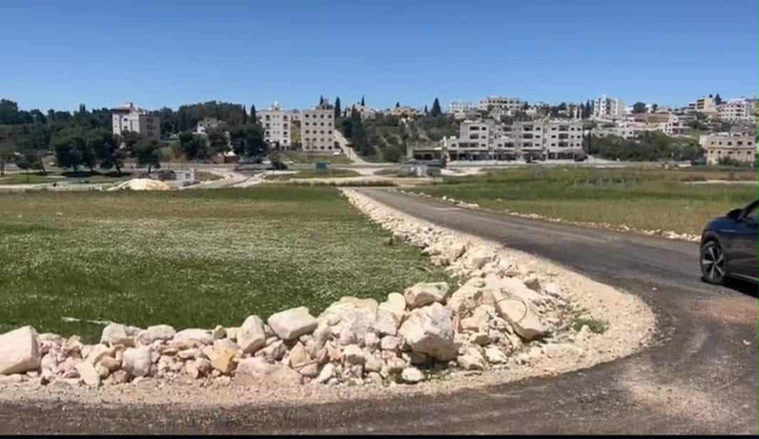 أرض سكنية للبيع في حسبان، المربط - 959 متر مربع